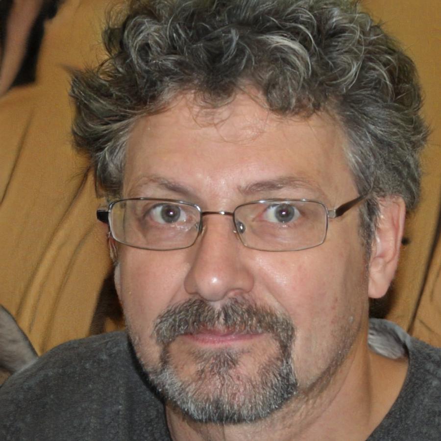 Portrait de Marc Dubois, mentor principal des projets étudiants